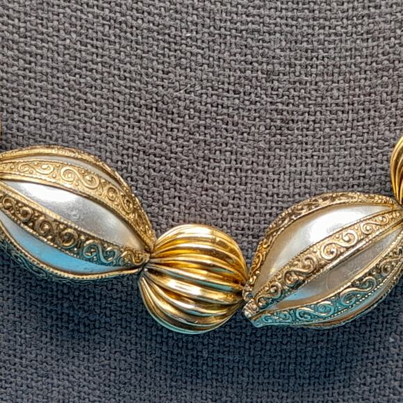 Vintage Japan Art Bead Necklace, 1950s Jewelry, 22" - Picture 4 of 11